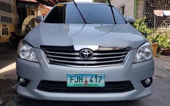 Toyota Innova G AT 2013 for sale-5