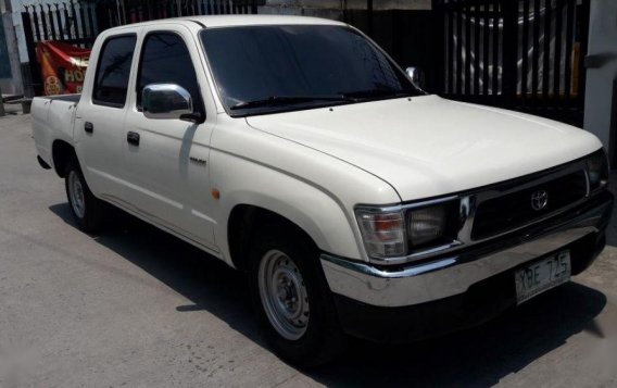 Toyota Hilux 2001 for sale-1