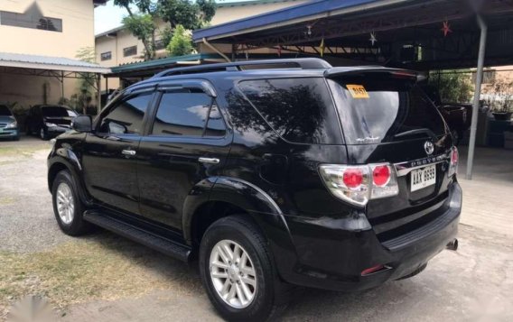 Toyota Fortuner V 2014 for sale-1