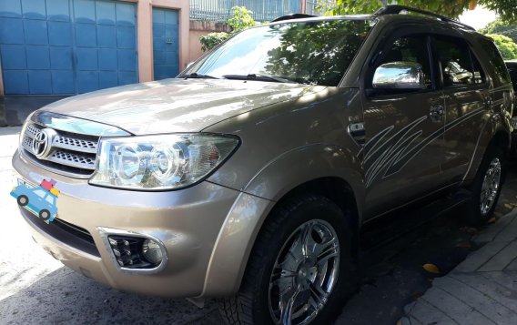 Toyota Fortuner 2010 for sale-2