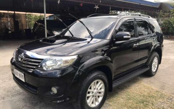 Toyota Fortuner V 2014 for sale-8