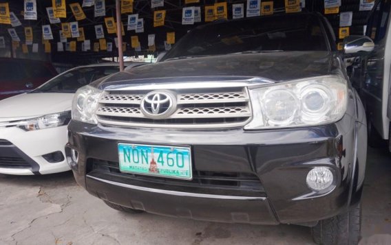 Toyota Fortuner 2010 for sale-1