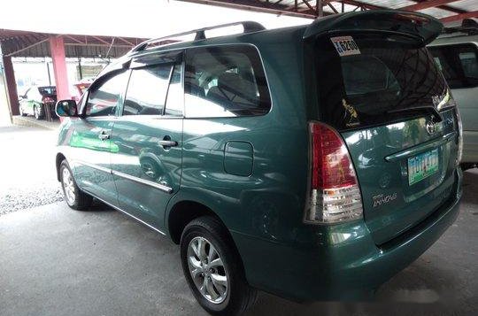 Toyota Innova 2011 MT for sale -5