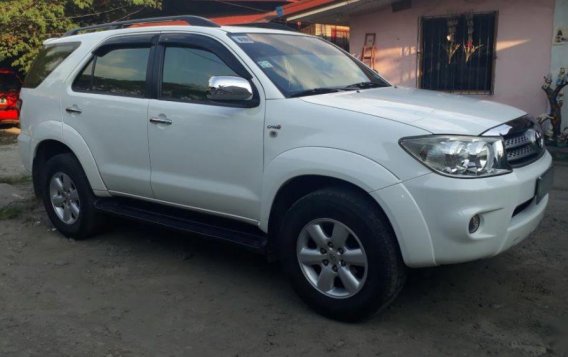 Toyota Fortuner 2011 for sale-4