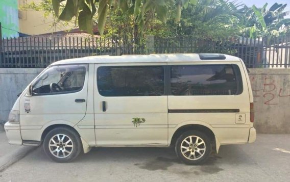 Well kept Toyota Hiace for sale -6