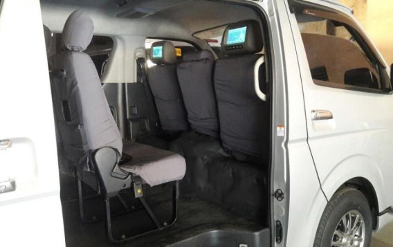 2015 Toyota Hiace GRANDIA GL Manual 2.5 Diesel -4