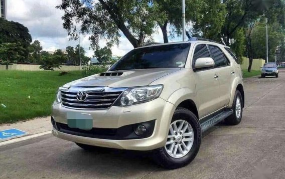 2013 Toyota Fortuner V 4x4 Automatic for sale -3