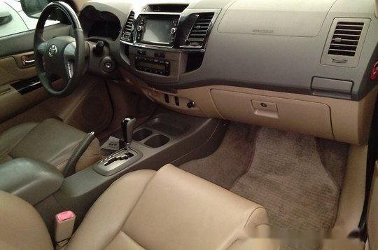 Toyota Fortuner 2013 AT for sale -9