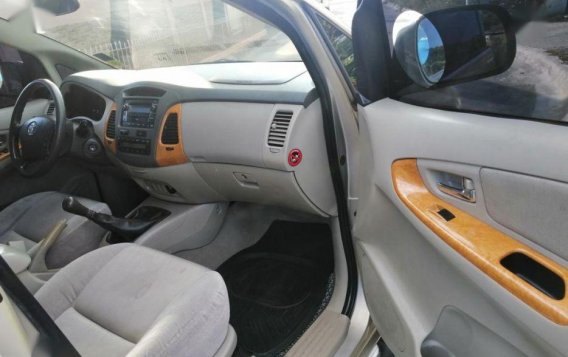 Toyota Innova G 2009 for sale-8