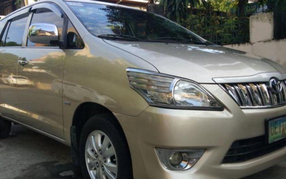 Toyota Innova E 2012 for sale-6