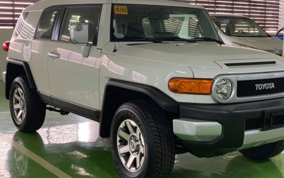 Brand new Toyota Fj Cruiser 2018 for sale-5