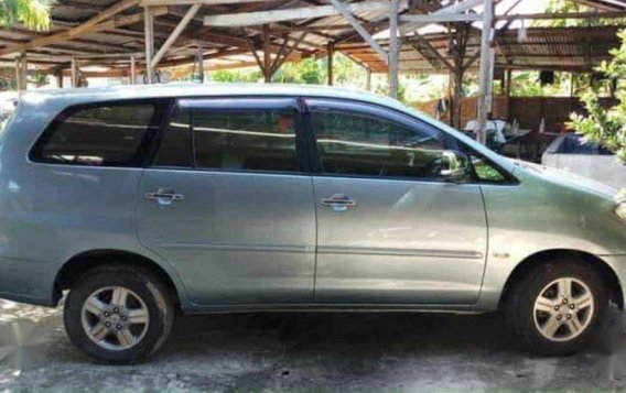 Toyota Innova V 2009 for sale-3