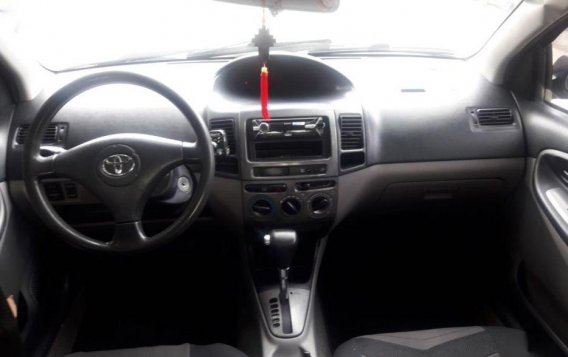 Toyota Vios 1.3 2004 model for sale -2