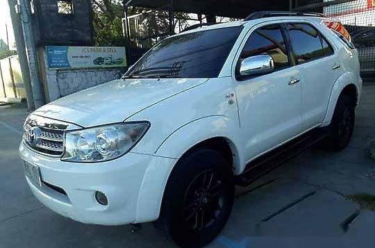 Toyota Fortuner 2011 for sale -2