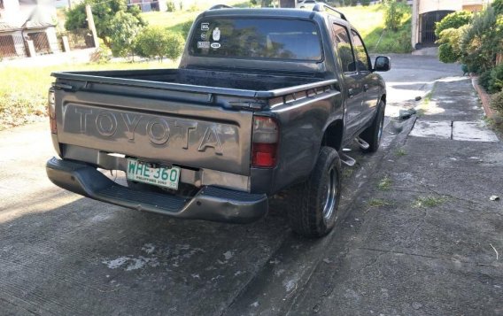Toyota Hilux 4x2 1999 for sale -1