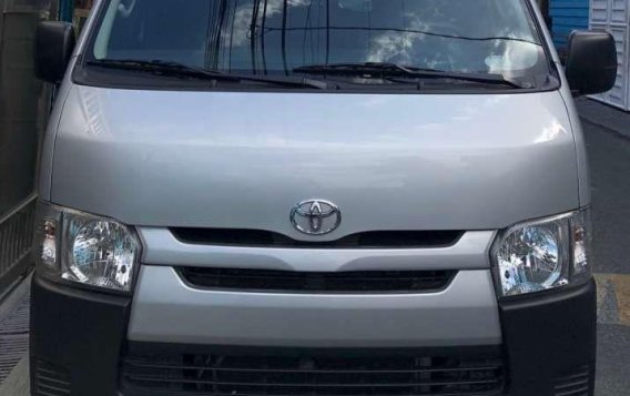 2015 Toyota Hiace Commuter for sale 