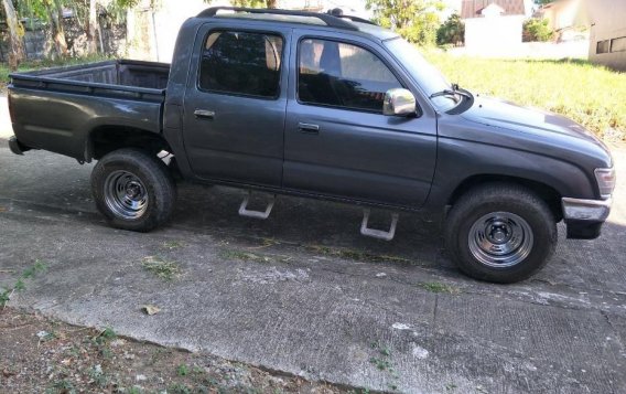 Toyota Hilux 4x2 1999 for sale -2