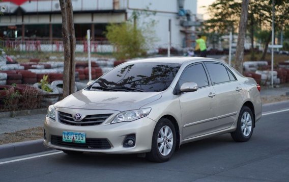 Toyota Altis 1.6 G 2012 AT for sale 
