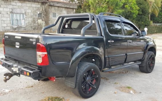 2014 Toyota Hilux G MT 4x2-3