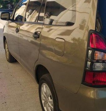 Toyota Innova E 2013 for sale -4