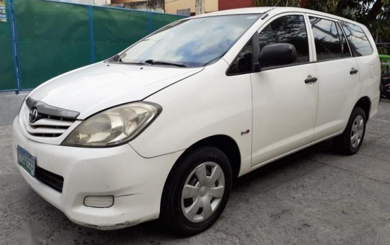 2010 Toyota Innova J for sale -1