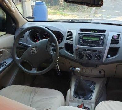 Toyota Hilux 2010 for sale -1