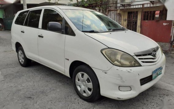 2010 Toyota Innova J for sale 