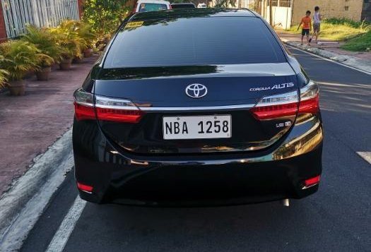 2017 Toyota Corolla Altis G for sale -2