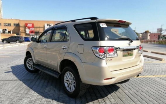2012 Toyota Fortuner G for sale -8