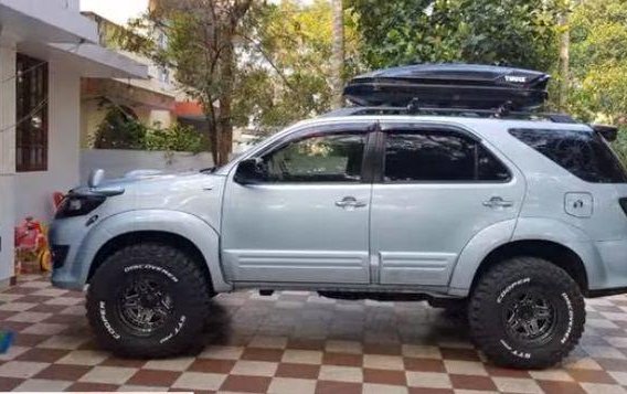 2012 Toyota Fortuner 4x4 for sale