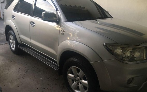 Toyota Fortuner 2010 for sale-1