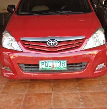 For sale 2010 Toyota Innova J