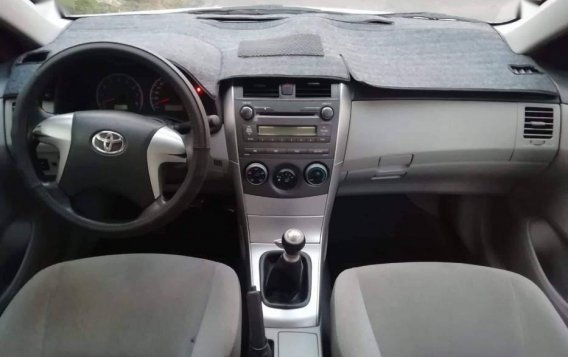 2011 Toyota Corolla Altis 1.6E MT for sale-1