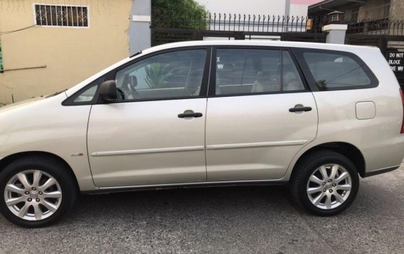 Toyota Innova E 2007 for sale-5