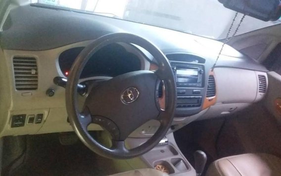 Toyota Innova 2011 for sale -10