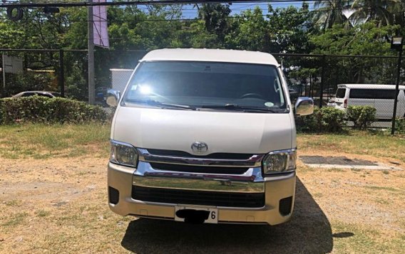 Toyota Hiace gl Grandia 2015 for sale 