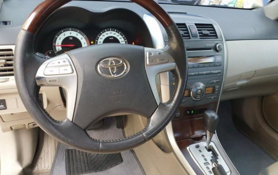 Toyota Altis 1.6V 2011 for sale -4