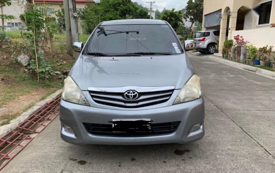 2009 Toyota Innova G for sale 