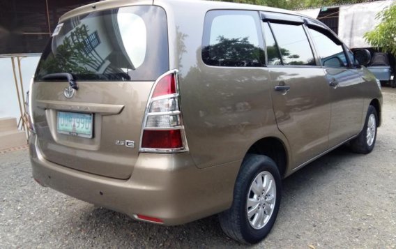 Toyota Innova e AT 2013 for sale-2