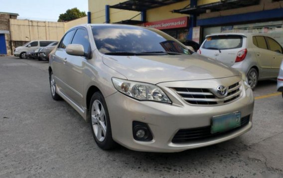 Toyota Altis 1.6V 2011 for sale -8