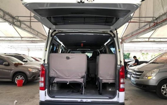 2018 Toyota Hiace Commuter for sale-7