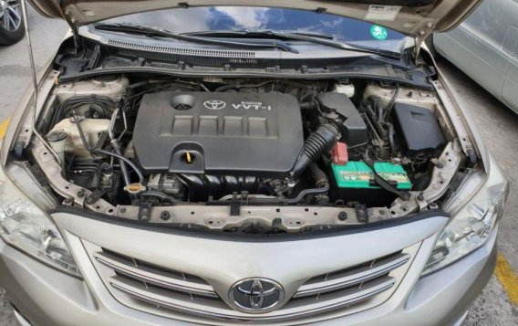 Toyota Altis 1.6V 2011 for sale -9