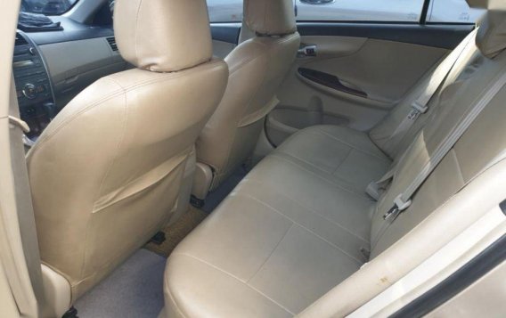 Toyota Altis 1.6V 2011 for sale -10