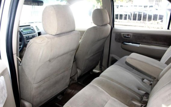 Toyota Fortuner V DSL AT 2006 for sale-7