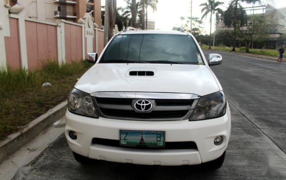 Toyota Fortuner V DSL AT 2006 for sale-5