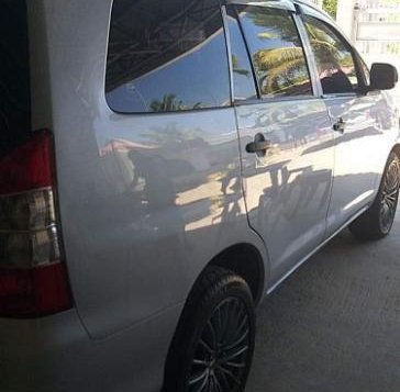 Toyota Innova E 2013 for sale -1