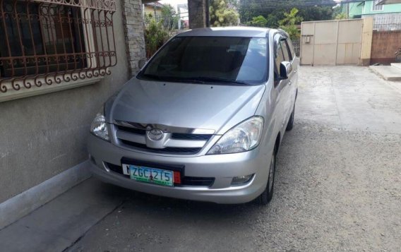 Toyota Innova V 2014 for sale -8