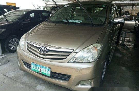 Toyota Innova 2010 for sale -2