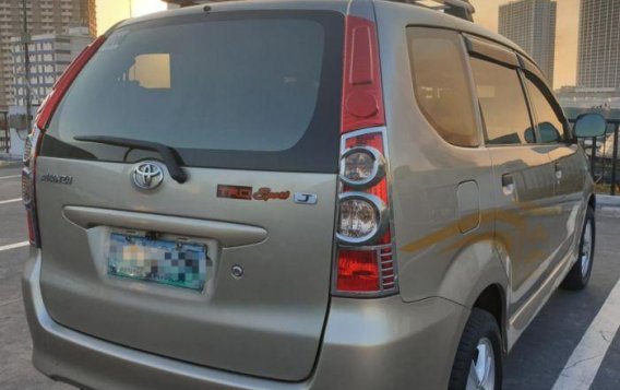 Toyota Avanza 2011 for sale -1