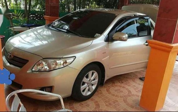 Toyota Altis 2010 for sale-4